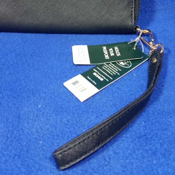 Laura Ashley En Route Travel Wallet NWT - Picture 3 of 10